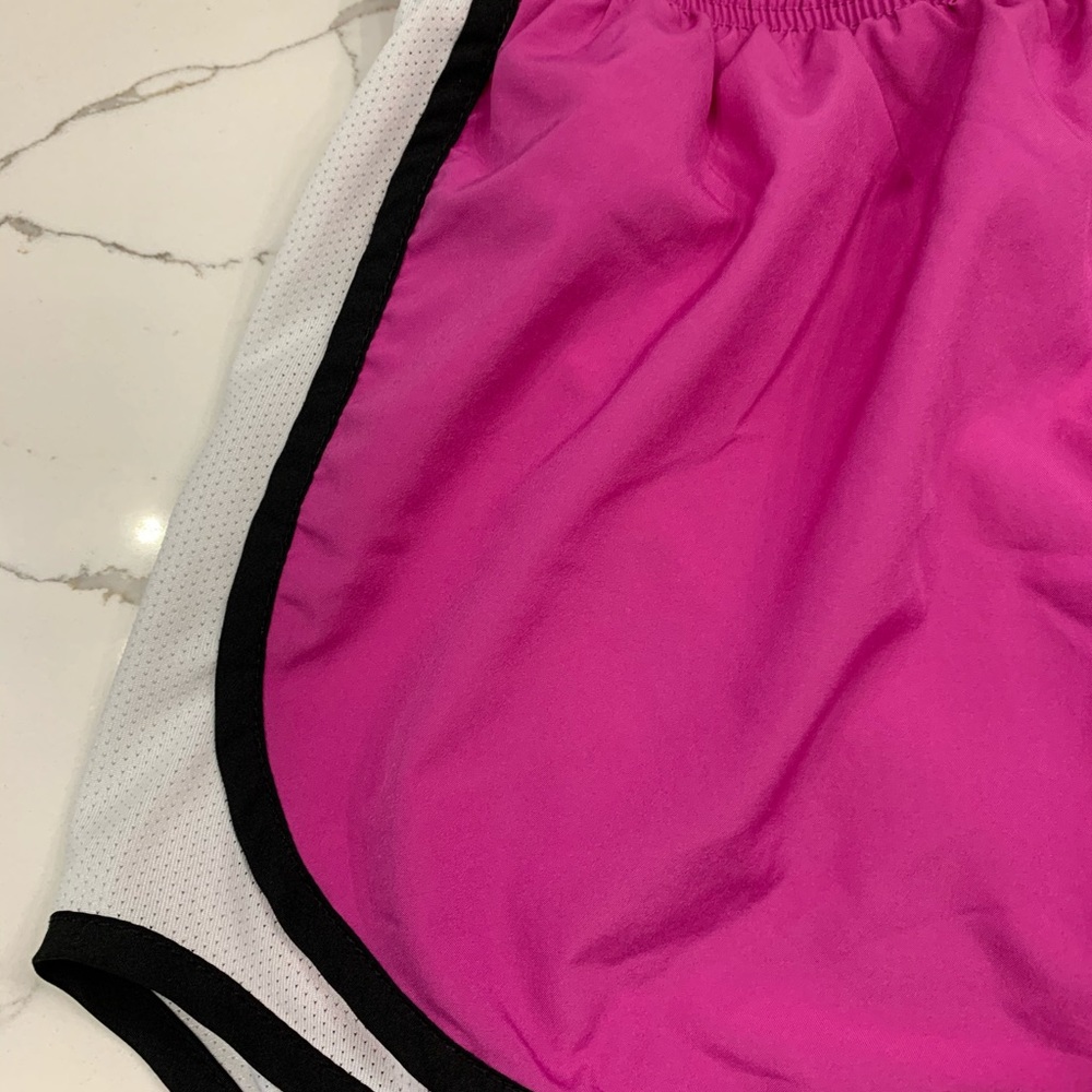 Nike Dry Fit Tempo Shorts - Picture 2 of 4